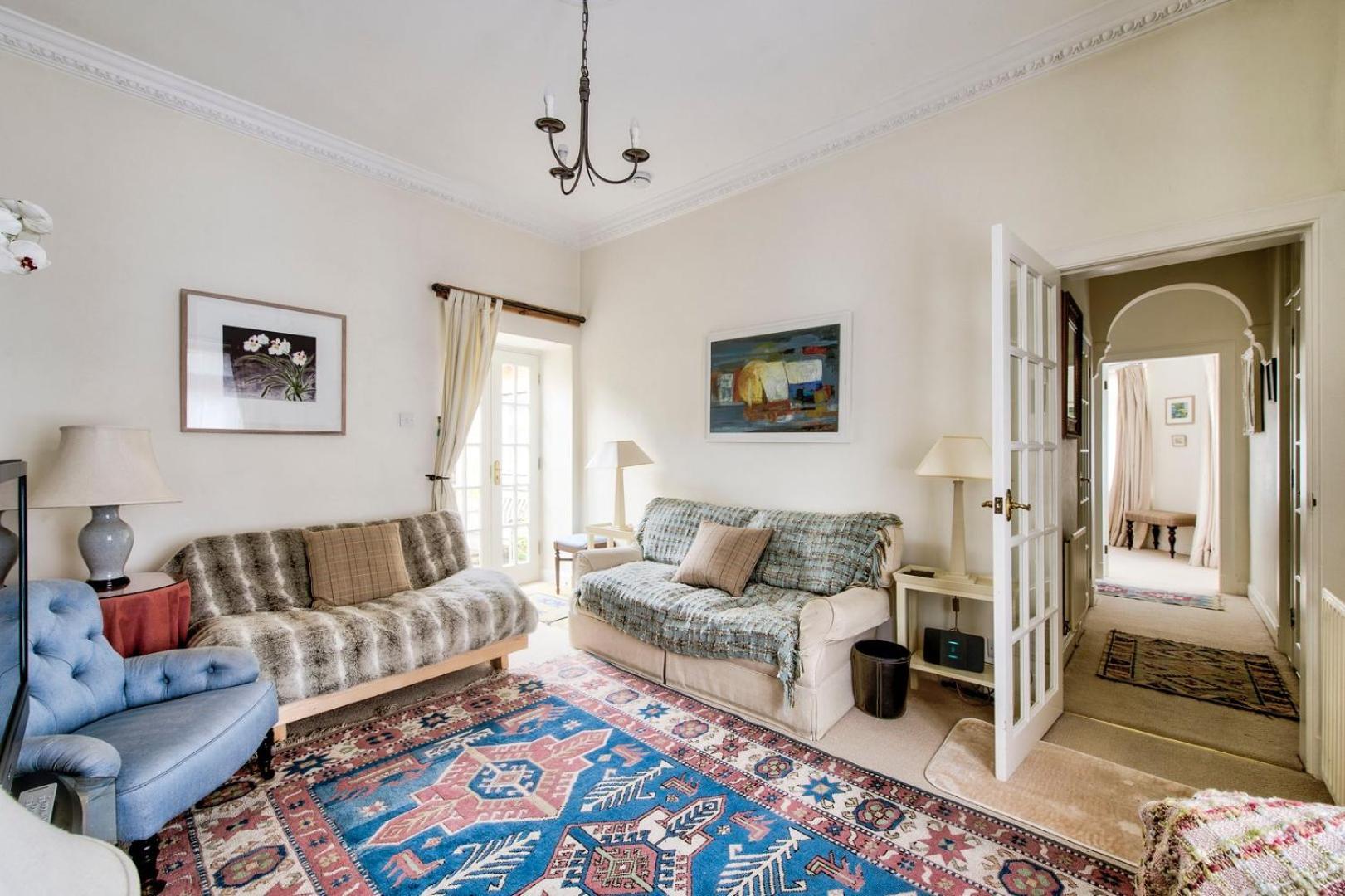 Guestready - Classic Charm Near Holyrood Park Edinburgh Exterior photo