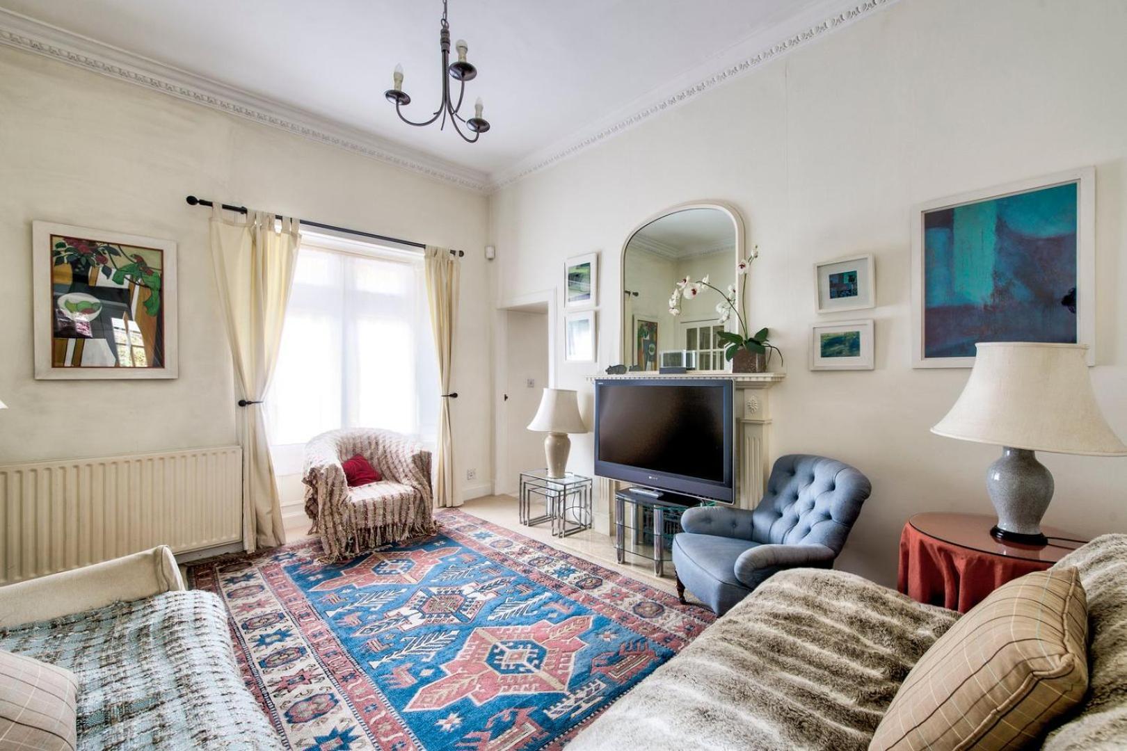 Guestready - Classic Charm Near Holyrood Park Edinburgh Exterior photo