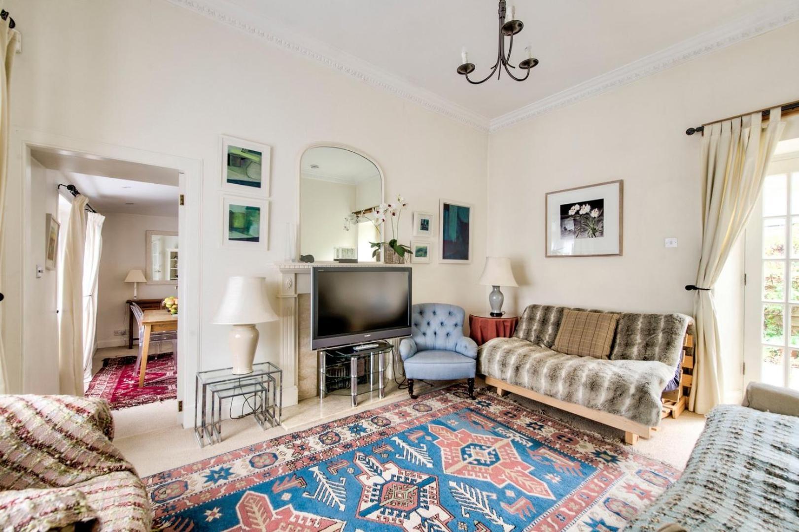 Guestready - Classic Charm Near Holyrood Park Edinburgh Exterior photo